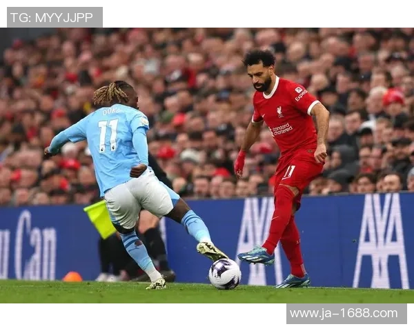 英超经典对决曼城与利物浦战平逆转瞬间点燃全场激情